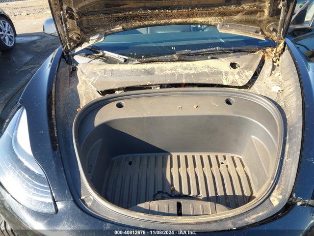 2023 TESLA MODEL 3 5YJ3E1EA3PF458102 Photo 9
