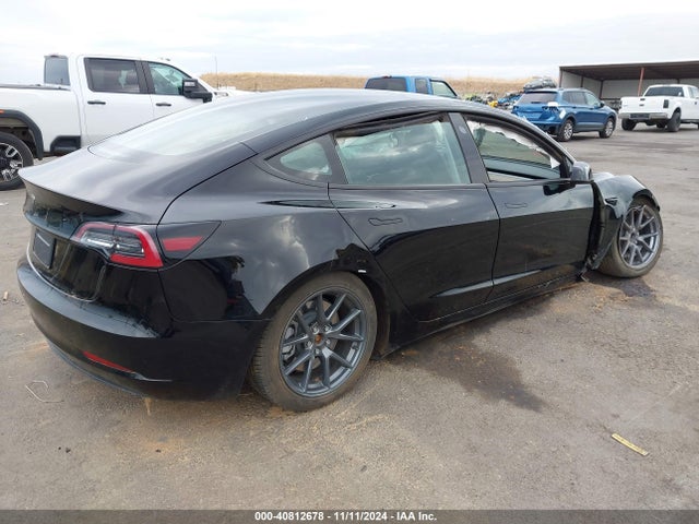 2023 TESLA MODEL 3 5YJ3E1EA3PF458102 Photo 3