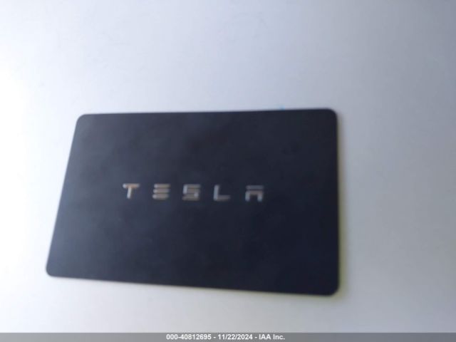 5YJ3E1EB1JF112694 Tesla Model 3 Long Range/performance