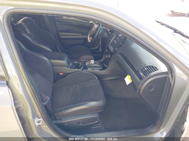 2C3CCABT2JH216449 Chrysler 300