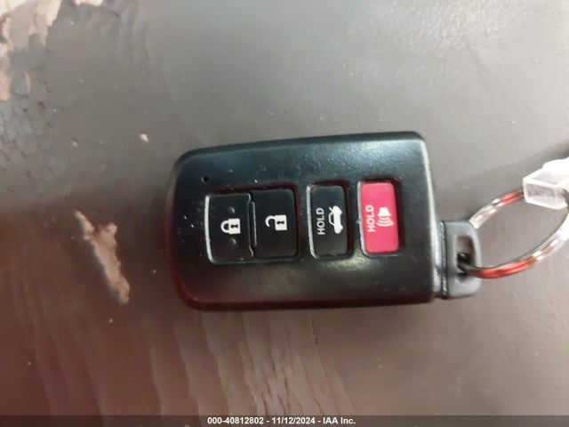 4T1BD1EB9GU050570 Toyota Avalon Hybrid Limited