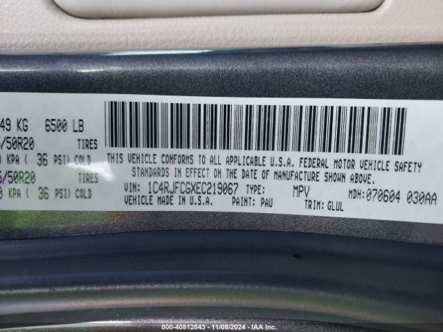1C4RJFCGXEC219067 Jeep Grand Cherokee Overland