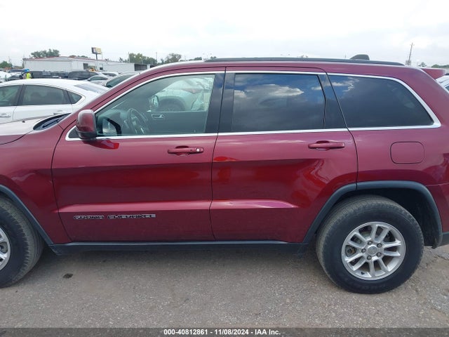1C4RJEAG0KC543895 Jeep Grand Cherokee Laredo 4x2