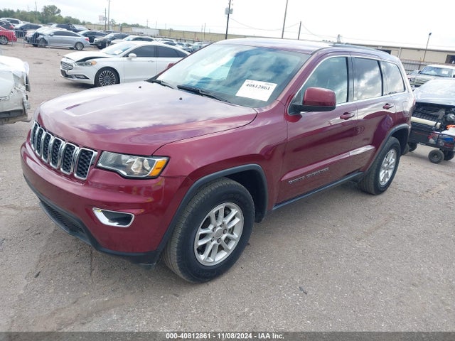 1C4RJEAG0KC543895 Jeep Grand Cherokee Laredo 4x2