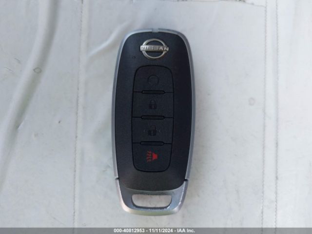 JN8BT3BA5PW404964 Nissan Rogue Sv Fwd