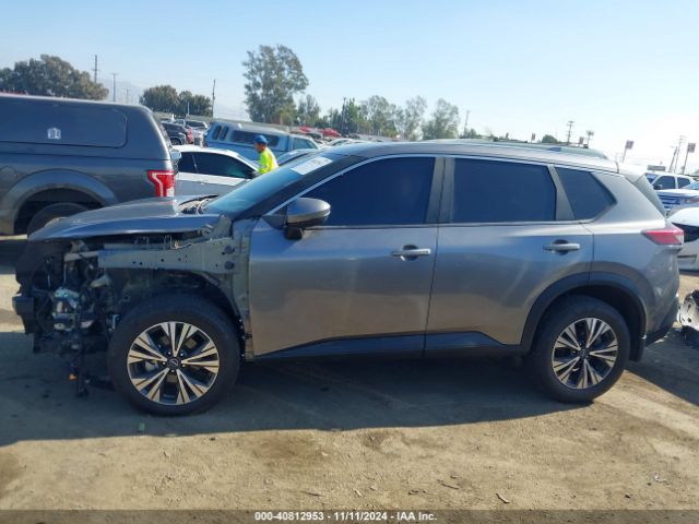 JN8BT3BA5PW404964 Nissan Rogue Sv Fwd