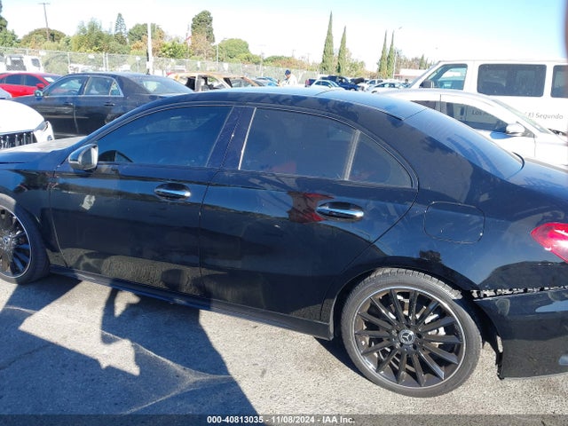 W1K3G4EB1MJ264036 Mercedes-Benz A 220