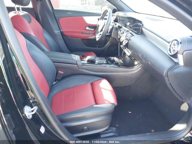 W1K3G4EB1MJ264036 Mercedes-Benz A 220