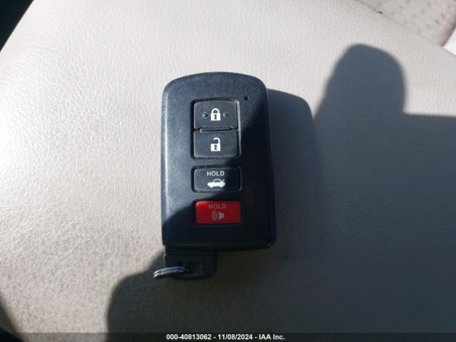 4T1BD1FK5EU104989 Toyota Camry Hybrid Le
