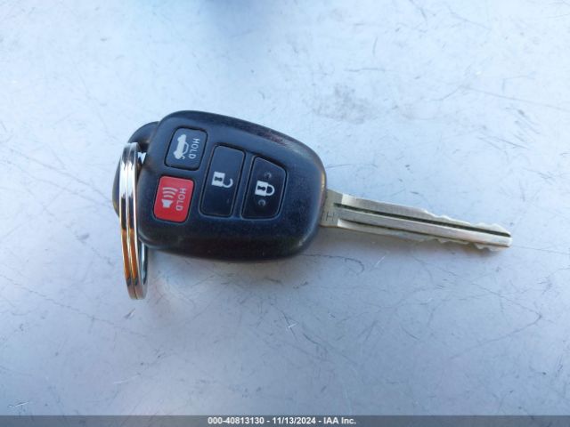 5YFBURHE5FP216006 Toyota Corolla Le Plus