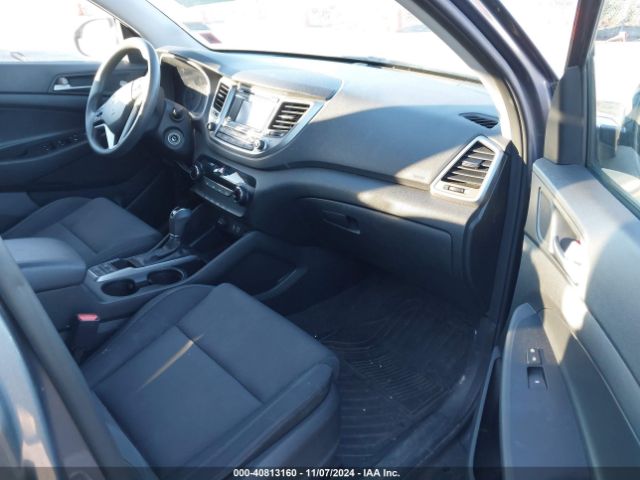 KM8J3CA42HU344962 Hyundai TUCSON SE