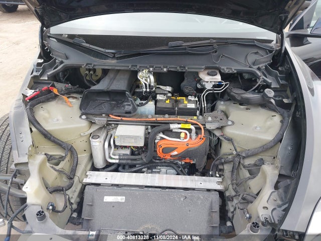2021 TESLA MODEL Y 5YJYGDEE8MF281224 Photo 9