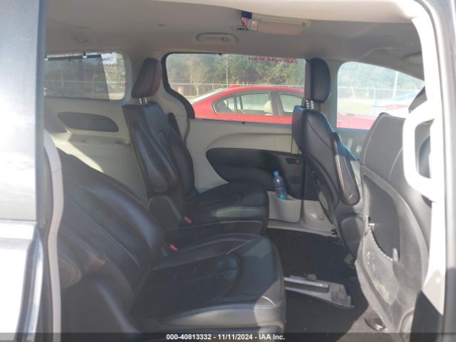 2C4RC1L75JR157656 Chrysler Pacifica Hybrid Touring L