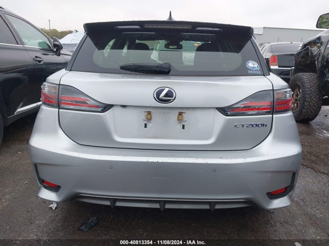 JTHKD5BH1E2175431 Lexus CT 200H