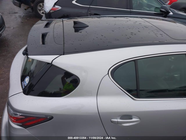 JTHKD5BH1E2175431 Lexus CT 200H