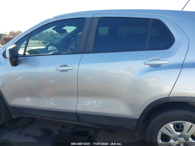 Chevrolet TRAX LS 2017 3GNCJKSB1HL203554 Image 15