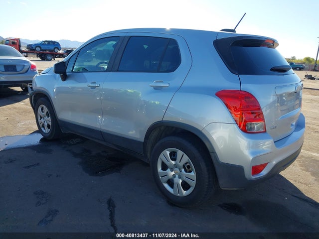 Chevrolet TRAX LS 2017 3GNCJKSB1HL203554 Image 3