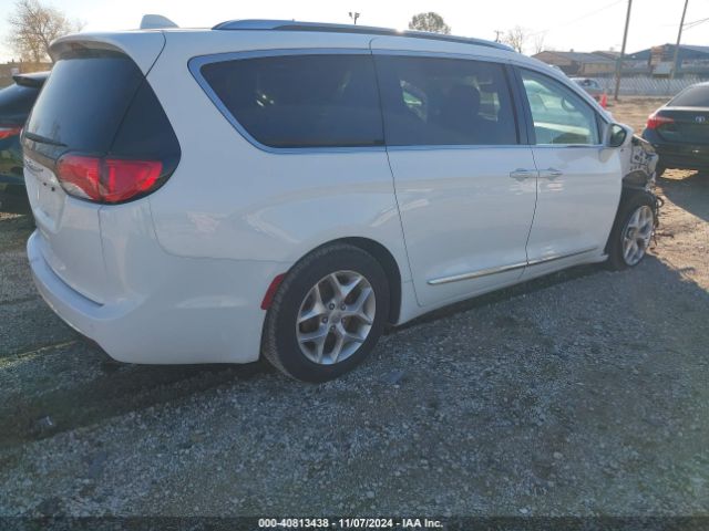2C4RC1BG2LR115742 Chrysler Pacifica Touring L