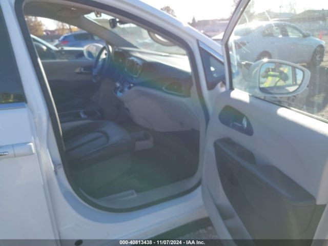 2C4RC1BG2LR115742 Chrysler Pacifica Touring L