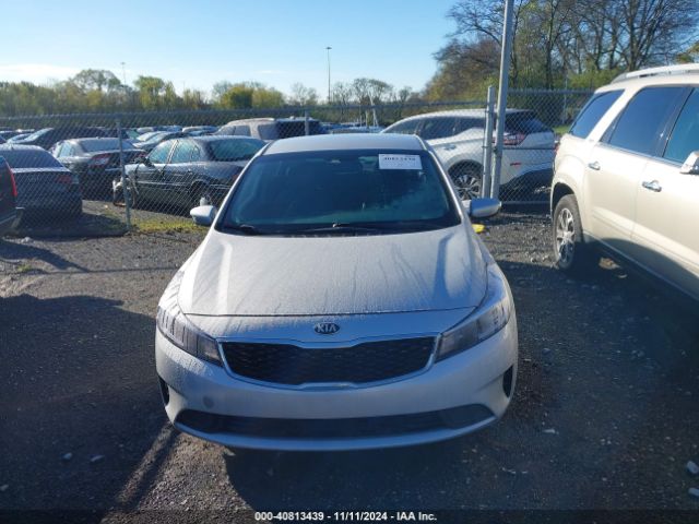 3KPFK4A75JE170368 KIA FORTE LX