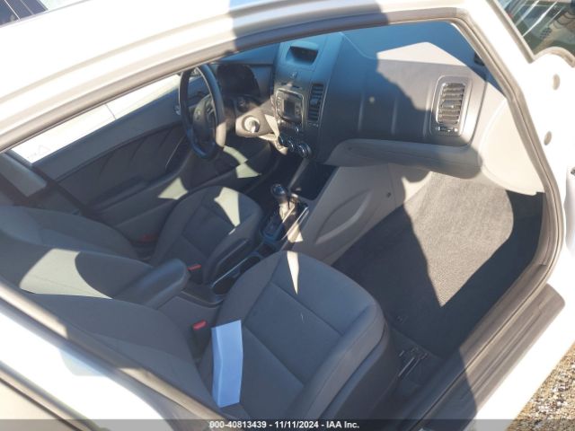 3KPFK4A75JE170368 KIA FORTE LX