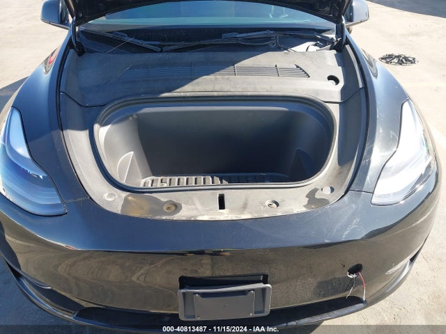 2023 TESLA MODEL Y 7SAYGAEE8PF769580 Photo 9