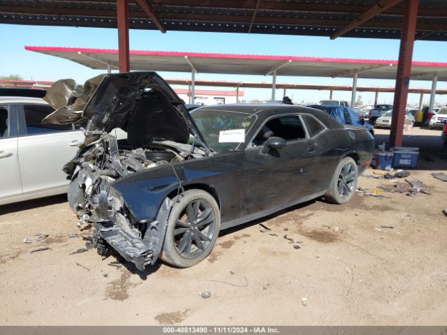 2C3CDZAG4JH282212 Dodge Challenger Sxt Plus