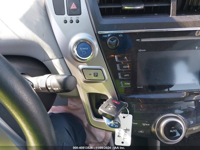 Toyota Prius V Four 2017 JTDZN3EU5HJ059881 Image 11