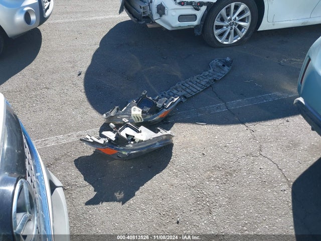 Toyota Prius V Four 2017 JTDZN3EU5HJ059881 Image 12