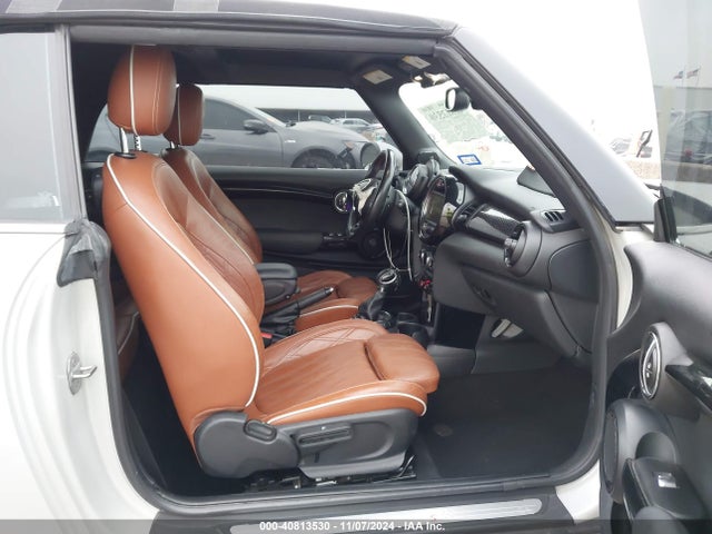 2016 MINI COOPER CONVERTIBLE WMWWG9C56G3C22357 Photo 4