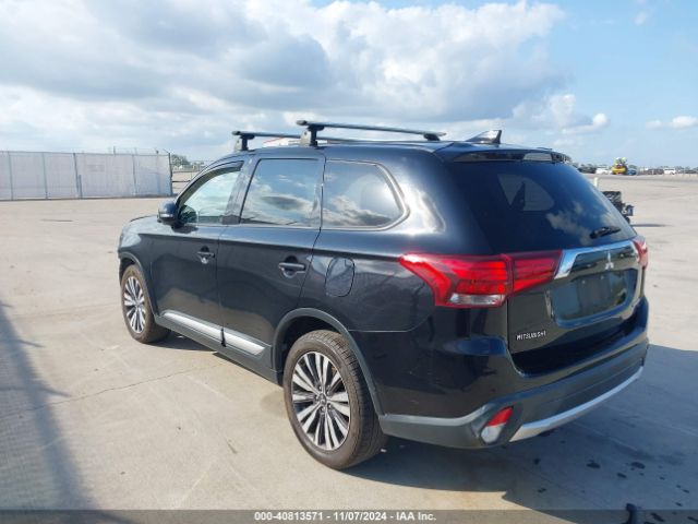 JA4AZ3A36JZ039011 Mitsubishi Outlander Se