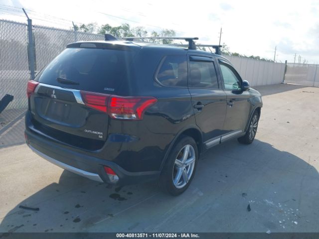 JA4AZ3A36JZ039011 Mitsubishi Outlander Se
