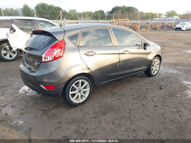 Ford FIESTA SE 2019 3FADP4EJ6KM130652 Image 4