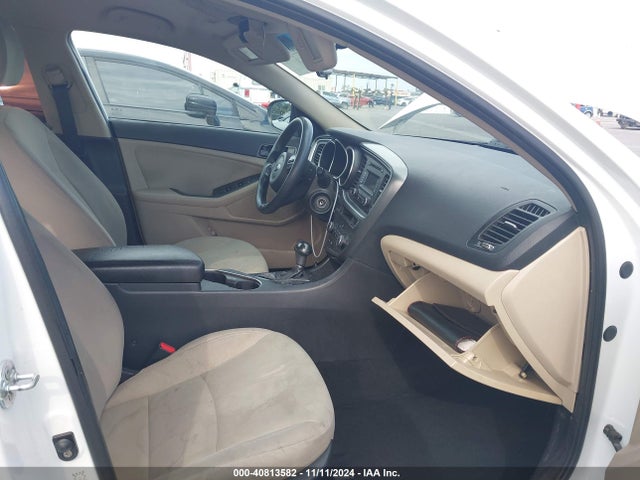 KIA Optima Lx 2015 KNAGM4A73F5664582 Image 5