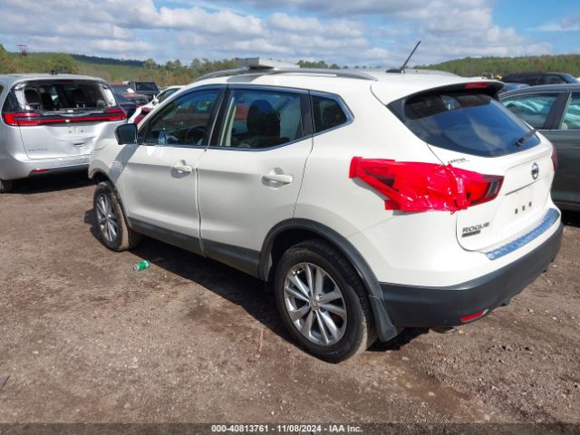 JN1BJ1CP1HW027188 Nissan Rogue Sport Sv