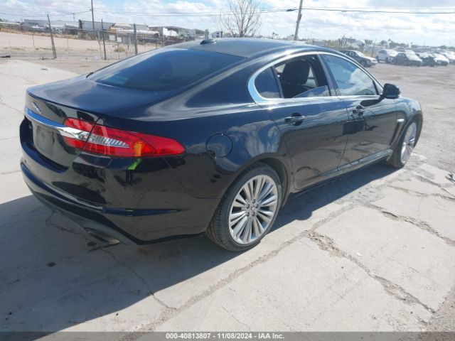 2012 JAGUAR XF SAJWA0HB2CLS53824 Photo 3