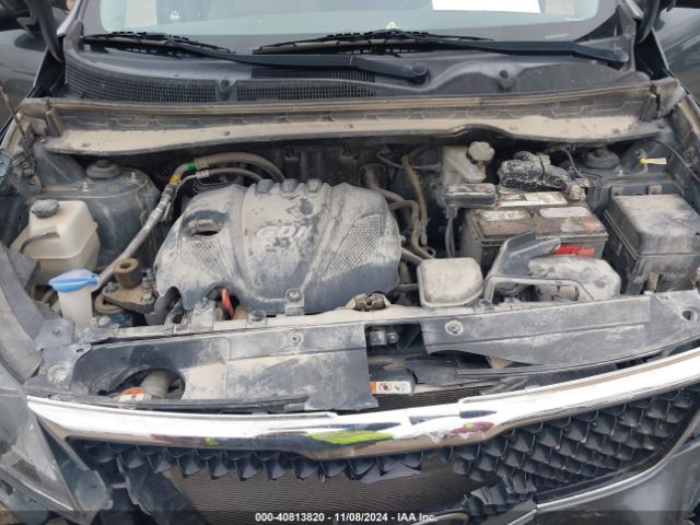 KNDPBCAC2F7671673 KIA Sportage Lx