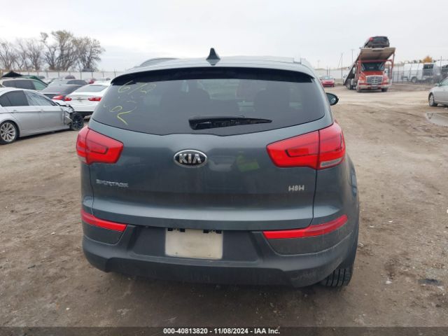 KNDPBCAC2F7671673 KIA Sportage Lx