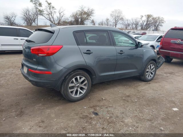 KNDPBCAC2F7671673 KIA Sportage Lx