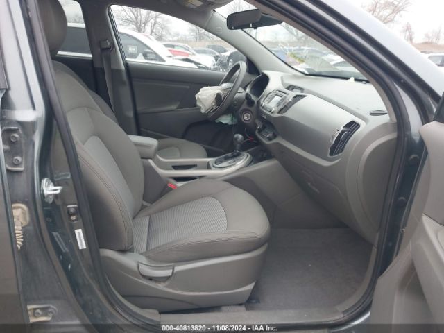 KNDPBCAC2F7671673 KIA Sportage Lx