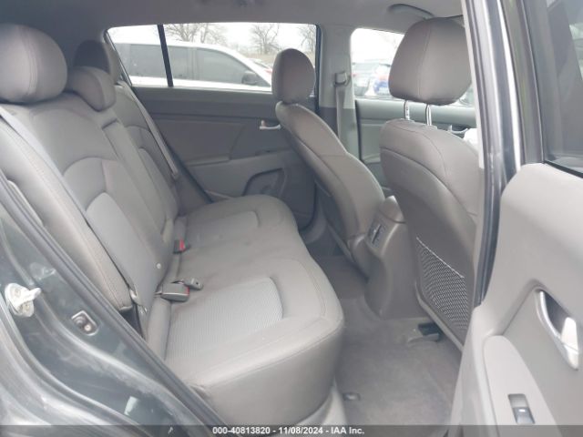 KNDPBCAC2F7671673 KIA Sportage Lx