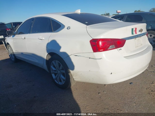 Chevrolet IMPALA 1LT 2017 2G1105S39H9106434 Image 3