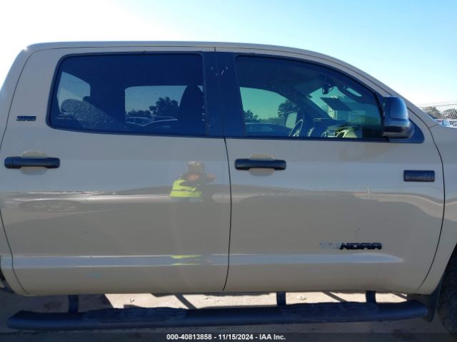 5TFEY5F13KX251231 Toyota Tundra Sr5 5.7l V8