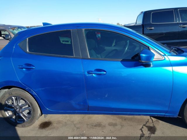 3MYDLBJVXLY706810 Toyota YARIS LE