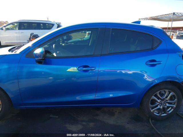 3MYDLBJVXLY706810 Toyota YARIS LE