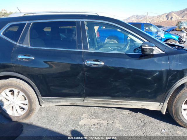 KNMAT2MT4FP517636 Nissan ROGUE SV