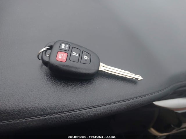 Toyota COROLLA LE 2014 2T1BURHE8EC023668 Image 11