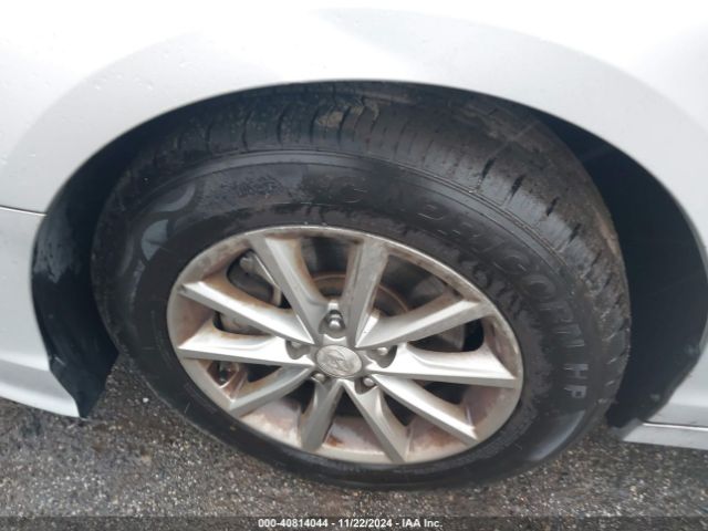 5NPE24AF3KH772329 Hyundai SONATA SE