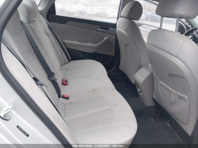 5NPE24AF3KH772329 Hyundai SONATA SE