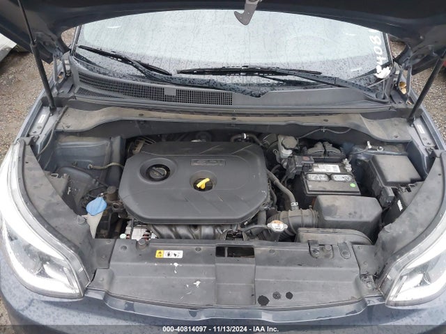 KIA SOUL + 2015 KNDJP3A51F7167947 Image 10
